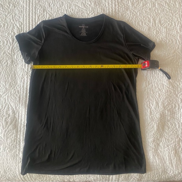 Nike and real essentials tech T-shirts, perfect for exercise of any kind. - Picture 5 of 5